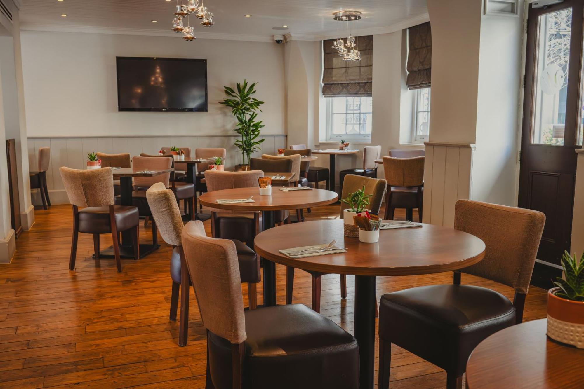 Hotel The Westbridge Stratford 4*